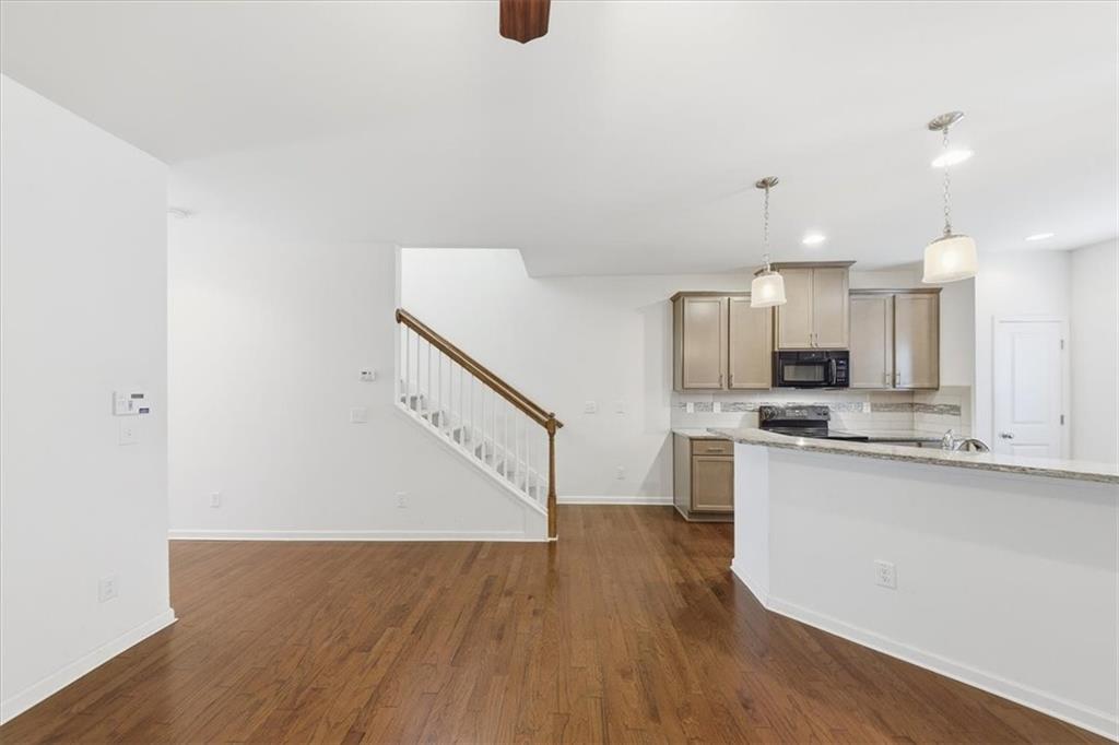 5034 Longview Walk Decatur, GA 30035 - Photo 7 of 39