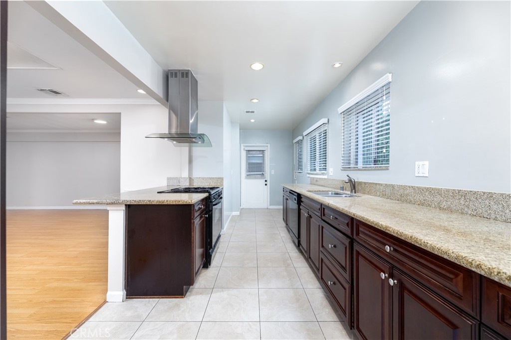 1929 Wellesley Road San Marino, CA 91108 - Photo 24 of 33