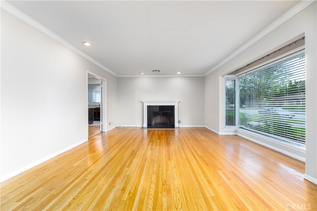 1929 Wellesley Road San Marino, CA 91108 - Photo 9 of 33