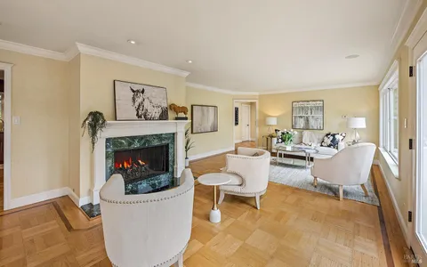 $2,300,000 | 444 The Alameda, San Anselmo, CA 94960