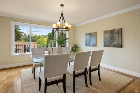 $2,300,000 | 444 The Alameda, San Anselmo, CA 94960