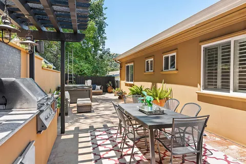 $2,300,000 | 444 The Alameda, San Anselmo, CA 94960