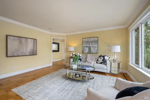 $2,300,000 | 444 The Alameda, San Anselmo, CA 94960