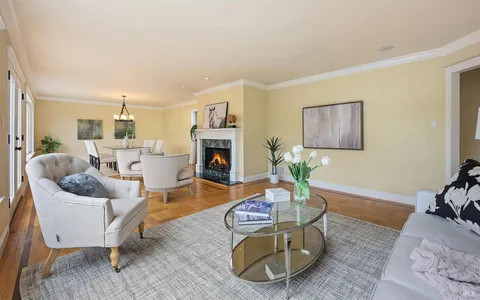 $2,300,000 | 444 The Alameda, San Anselmo, CA 94960