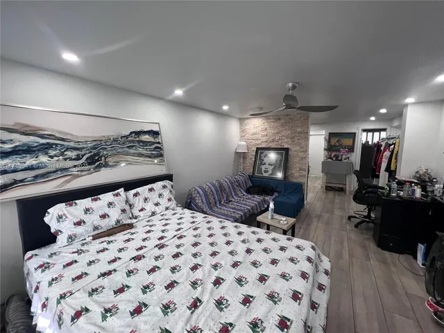 $1,850 | 944 Meridian Avenue, Unit 5, Miami Beach, FL 33139