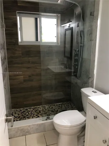 $1,850 | 944 Meridian Avenue, Unit 5, Miami Beach, FL 33139