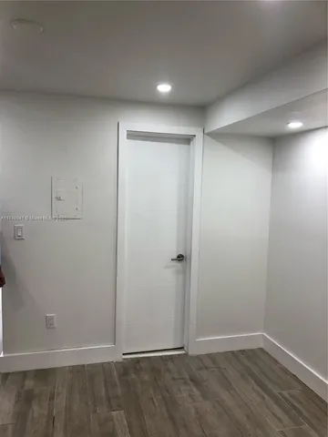 $1,850 | 944 Meridian Avenue, Unit 5, Miami Beach, FL 33139