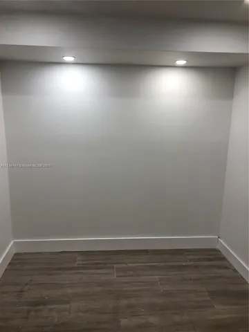 $1,850 | 944 Meridian Avenue, Unit 5, Miami Beach, FL 33139