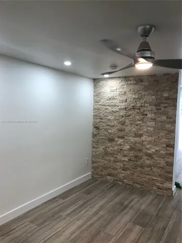 $1,850 | 944 Meridian Avenue, Unit 5, Miami Beach, FL 33139