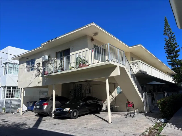 $1,850 | 944 Meridian Avenue, Unit 5, Miami Beach, FL 33139