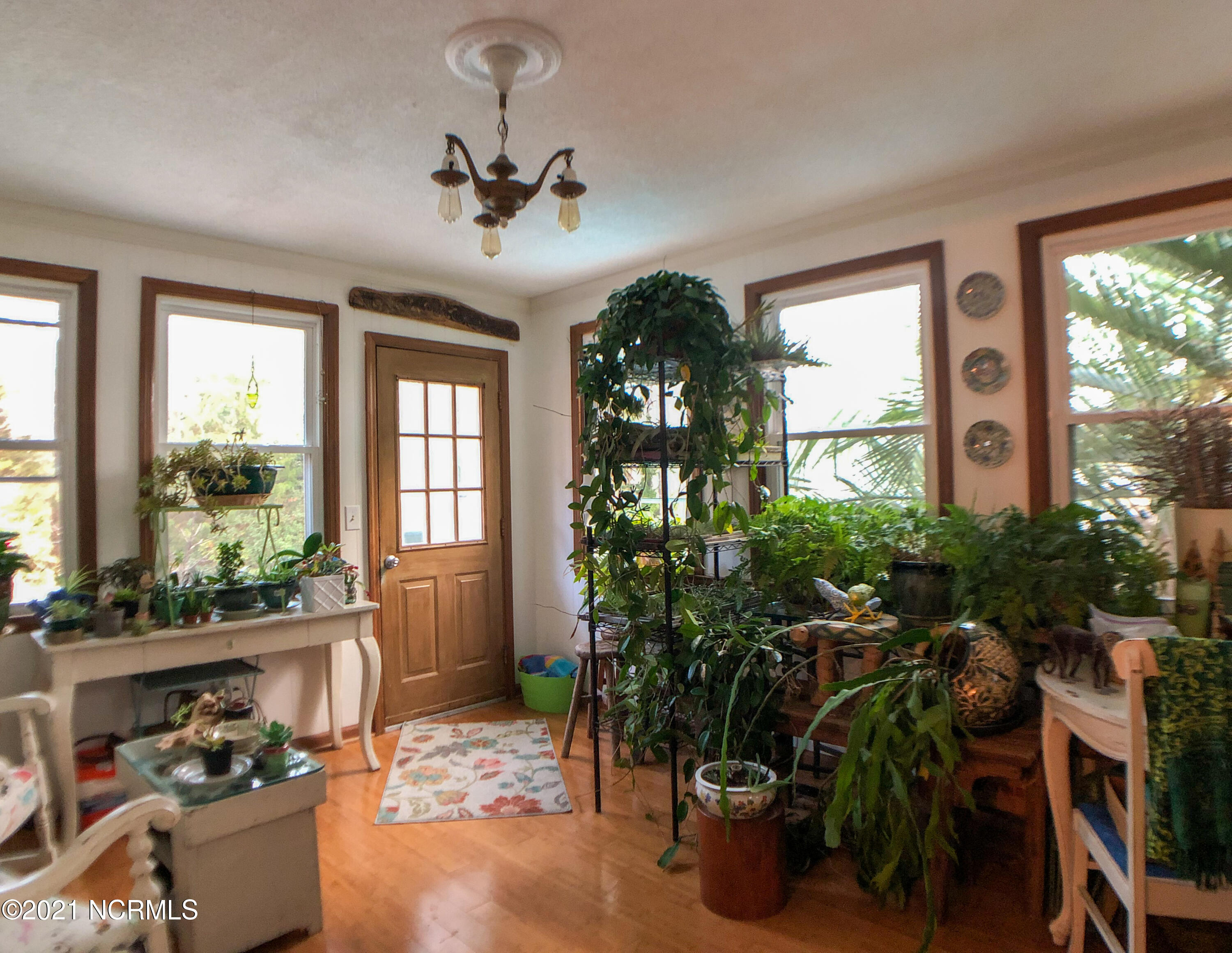 1020 Fillmore Road Southport, NC 28461 - Photo 15 of 22 Sun Room
