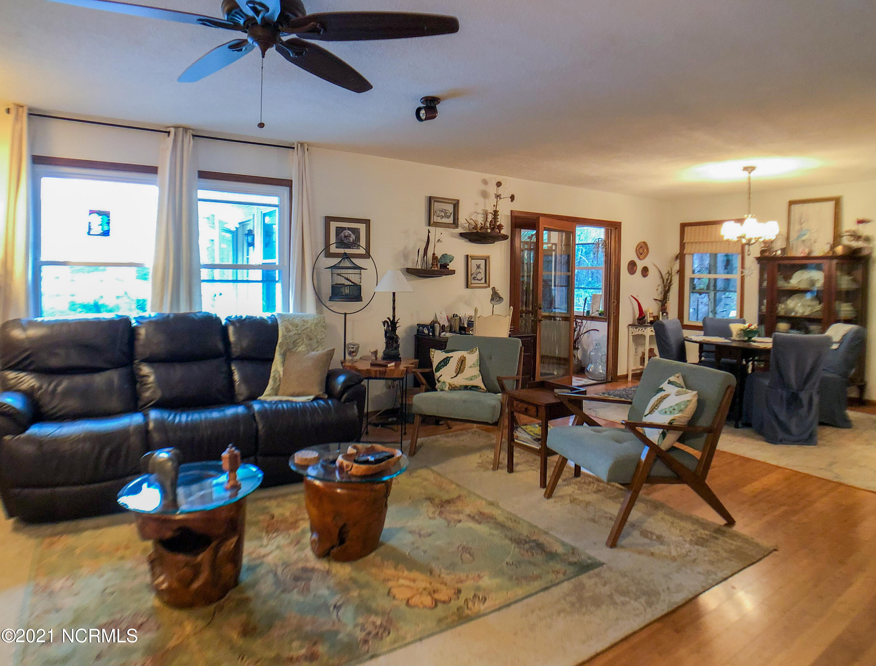 1020 Fillmore Road Southport, NC 28461 - Photo 5 of 22 Living Room 2