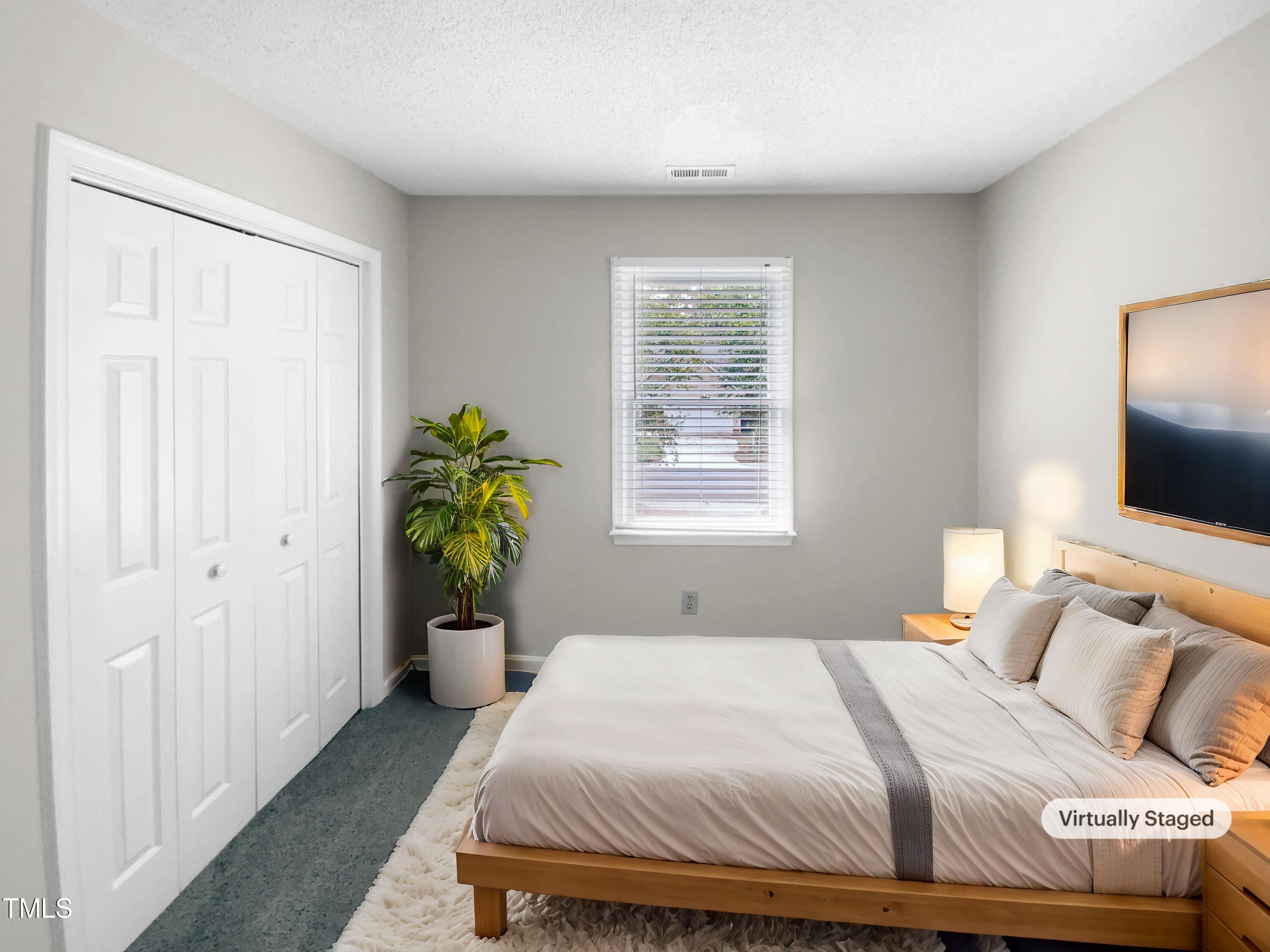 5444 Ingate Way Raleigh, NC 27613 - Photo 4 of 19 photo_04