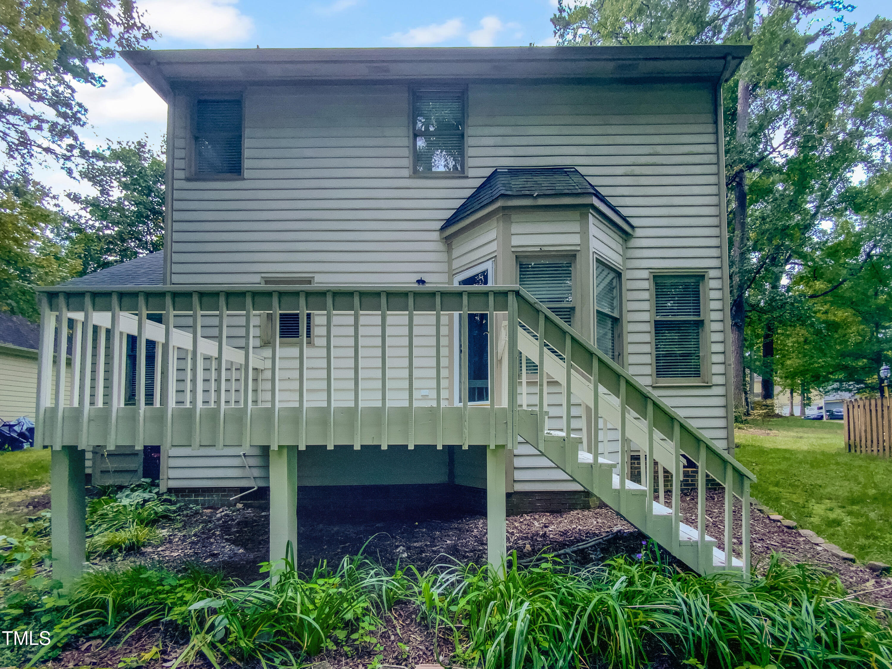 5444 Ingate Way Raleigh, NC 27613 - Photo 8 of 19 photo_08