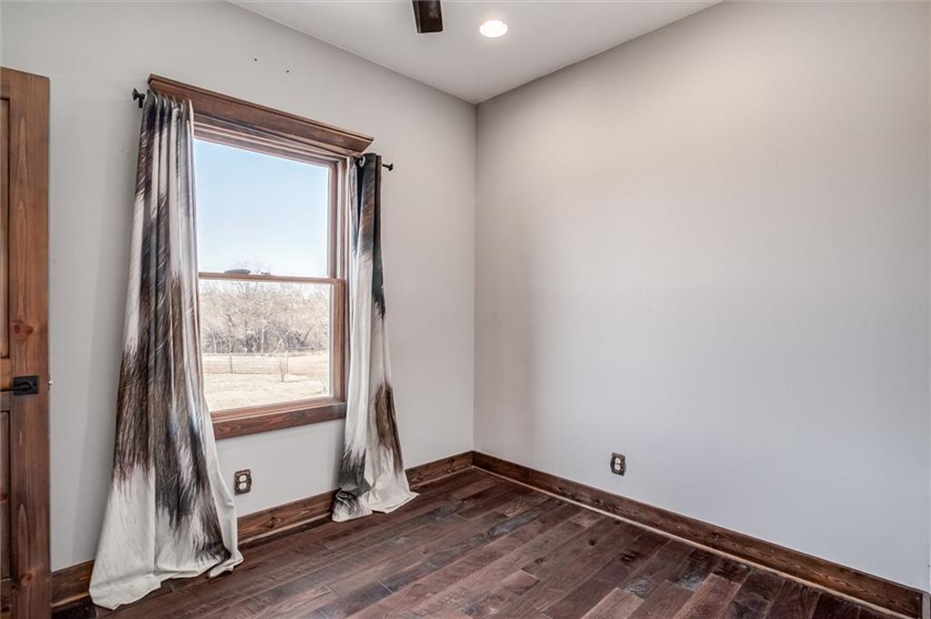 537 East 550 Road Overbrook, KS 66524 - Photo 20 of 48