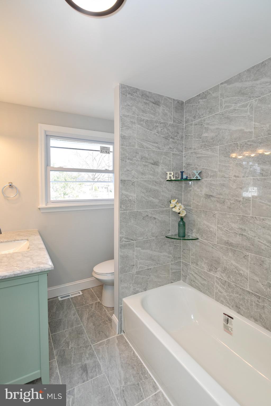 1109 York Road Cherry Hill, NJ 08034 - Photo 17 of 39 Main Bath