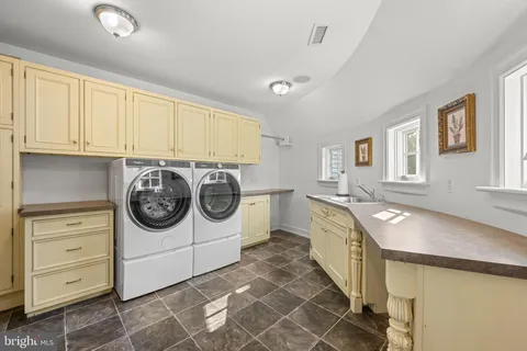 $4,800,000 | 848 Parkes Run Lane, Villanova, PA 19085