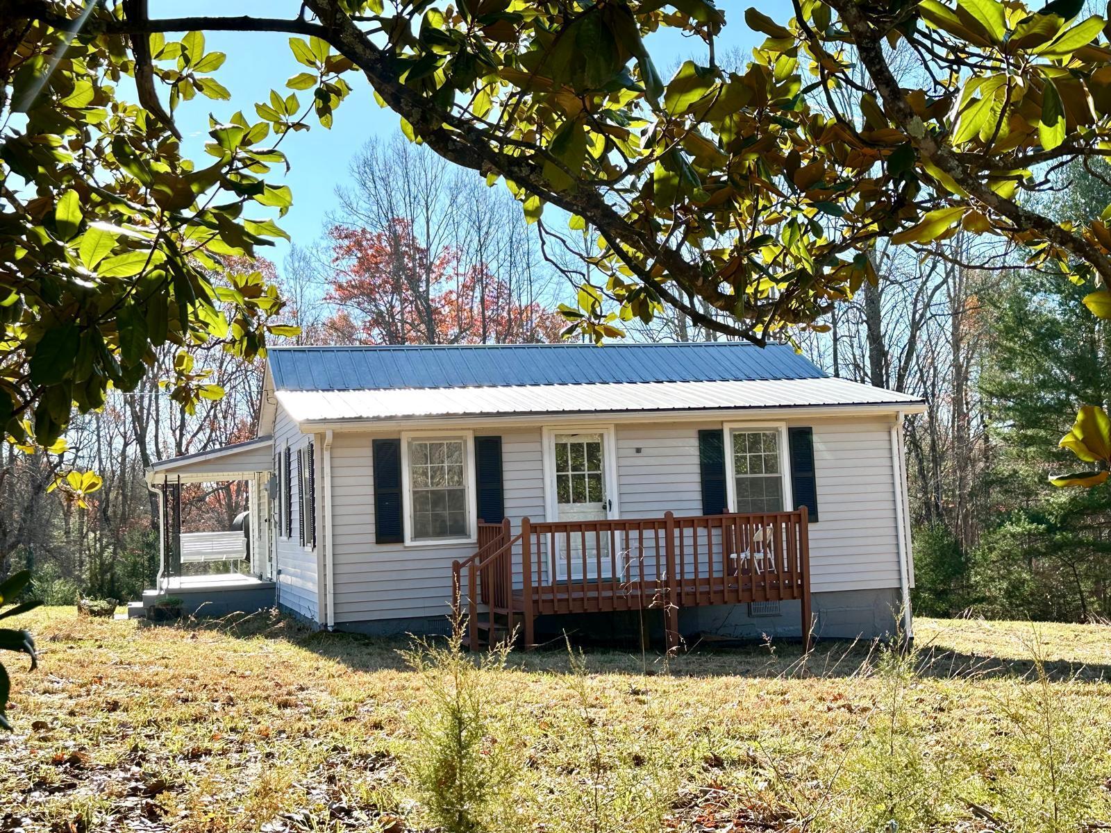 9462 Henry Road Henry, VA 24102 - Photo 18 of 29 PHOTO-2024-11-25-13-55-40_7