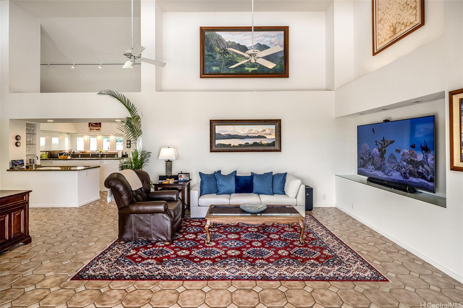 2039 Laukahi Street Honolulu, HI 96821 - Photo 12 of 25