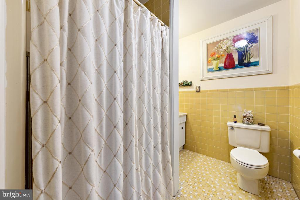 189 Bowline Road Manahawkin, NJ 08050 - Photo 8 of 15 Gallery Image 8