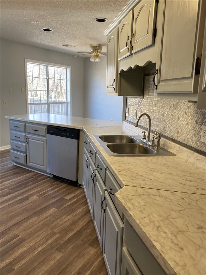 170 Lee Street Brighton, TN 38011 - Photo 6 of 14