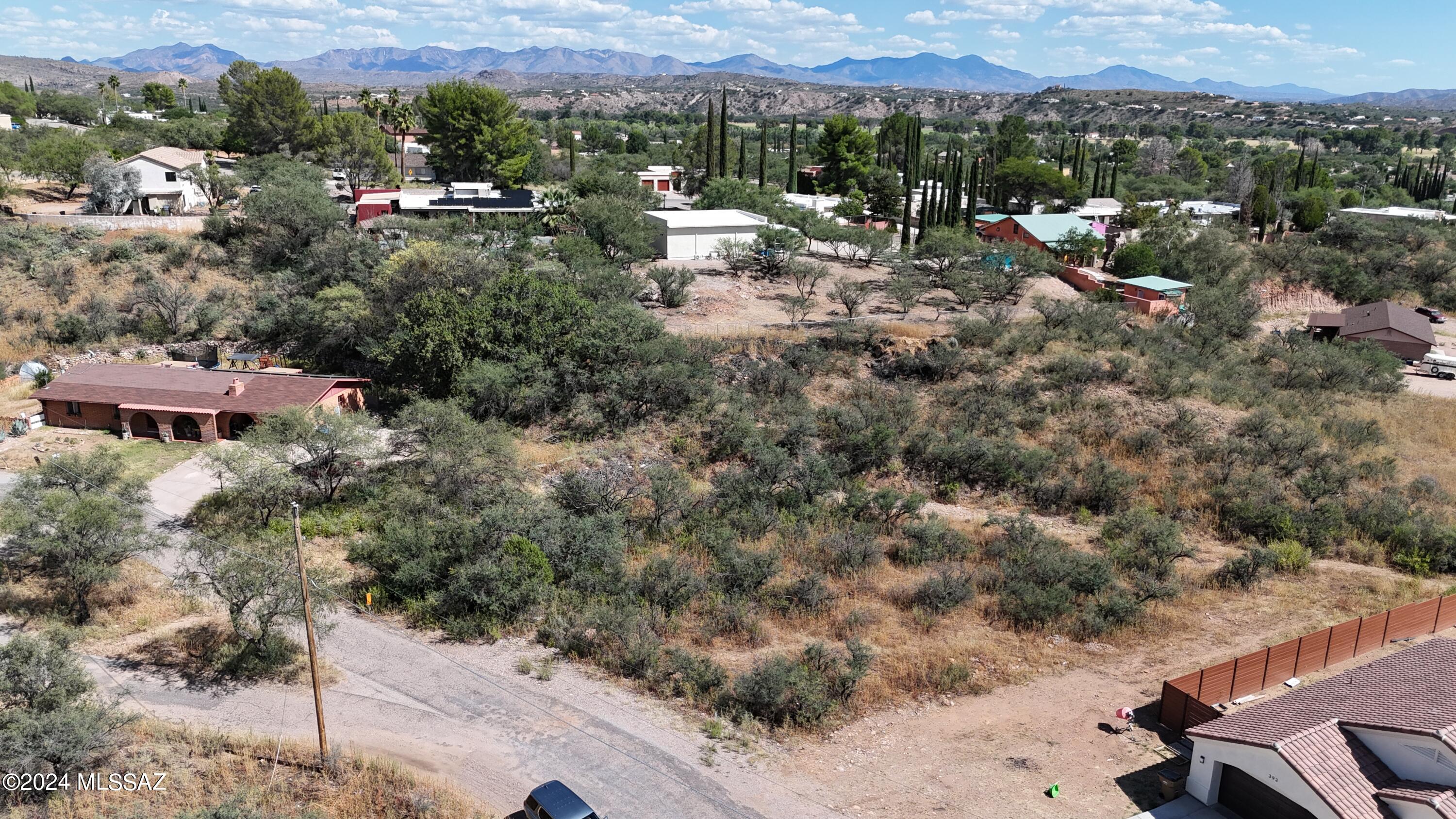 395 Quail Court, Unit 81 Rio Rico, AZ 85648 - Photo 2 of 4