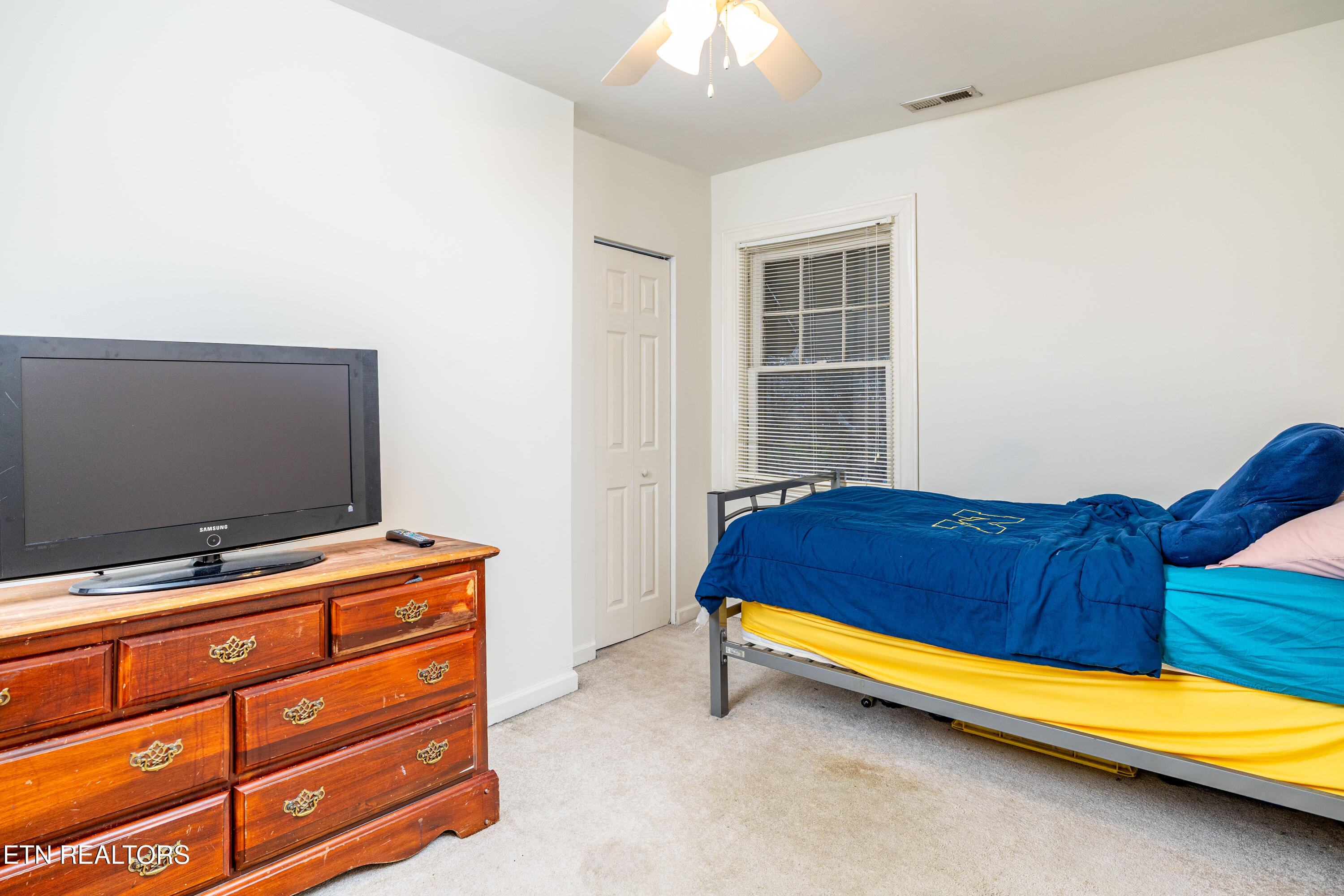 1240 North Wright Road Alcoa, TN 37701 - Photo 18 of 23 Upstairs Bedroom #4