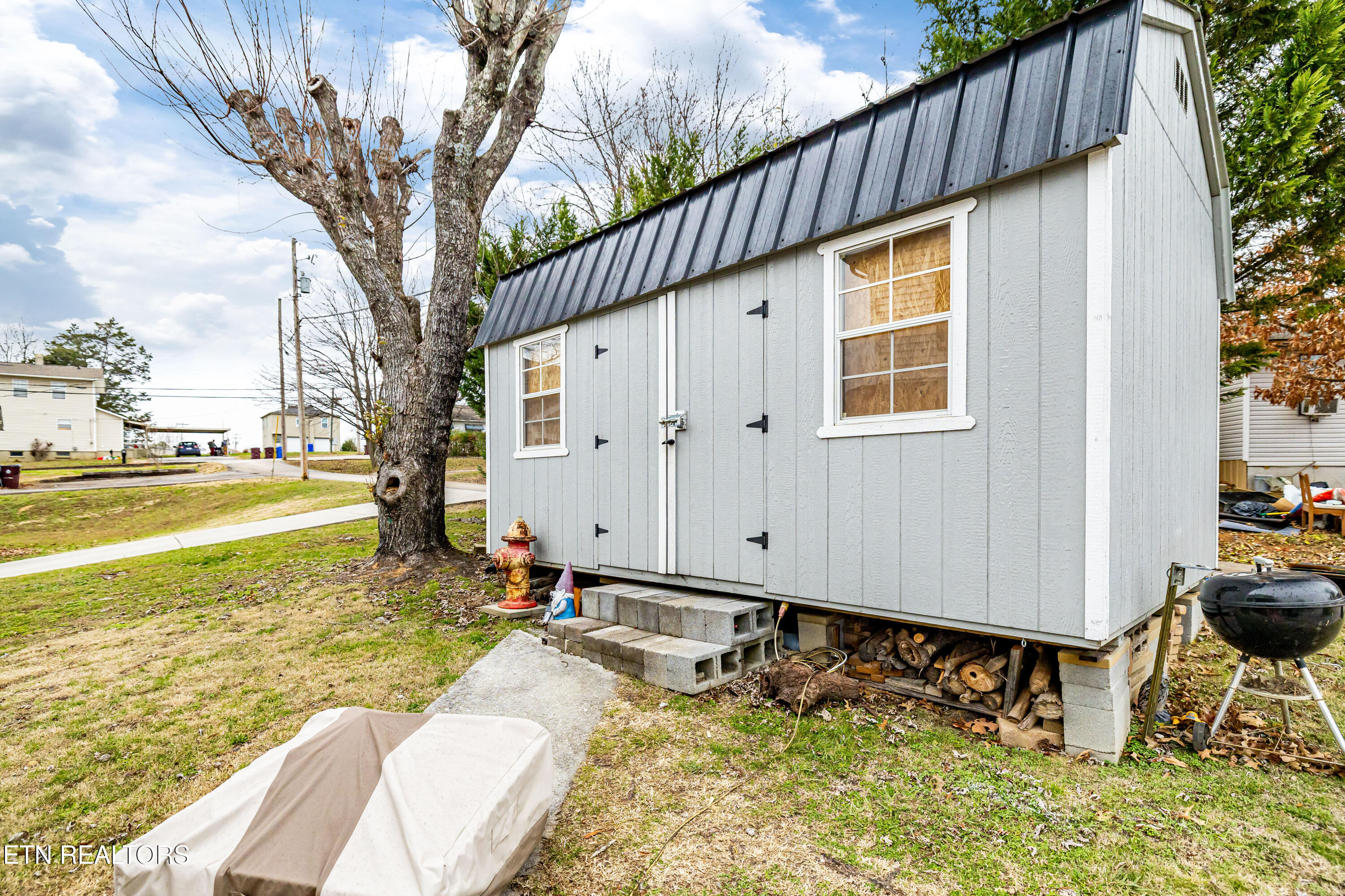 1240 North Wright Road Alcoa, TN 37701 - Photo 23 of 23 Storage Shed