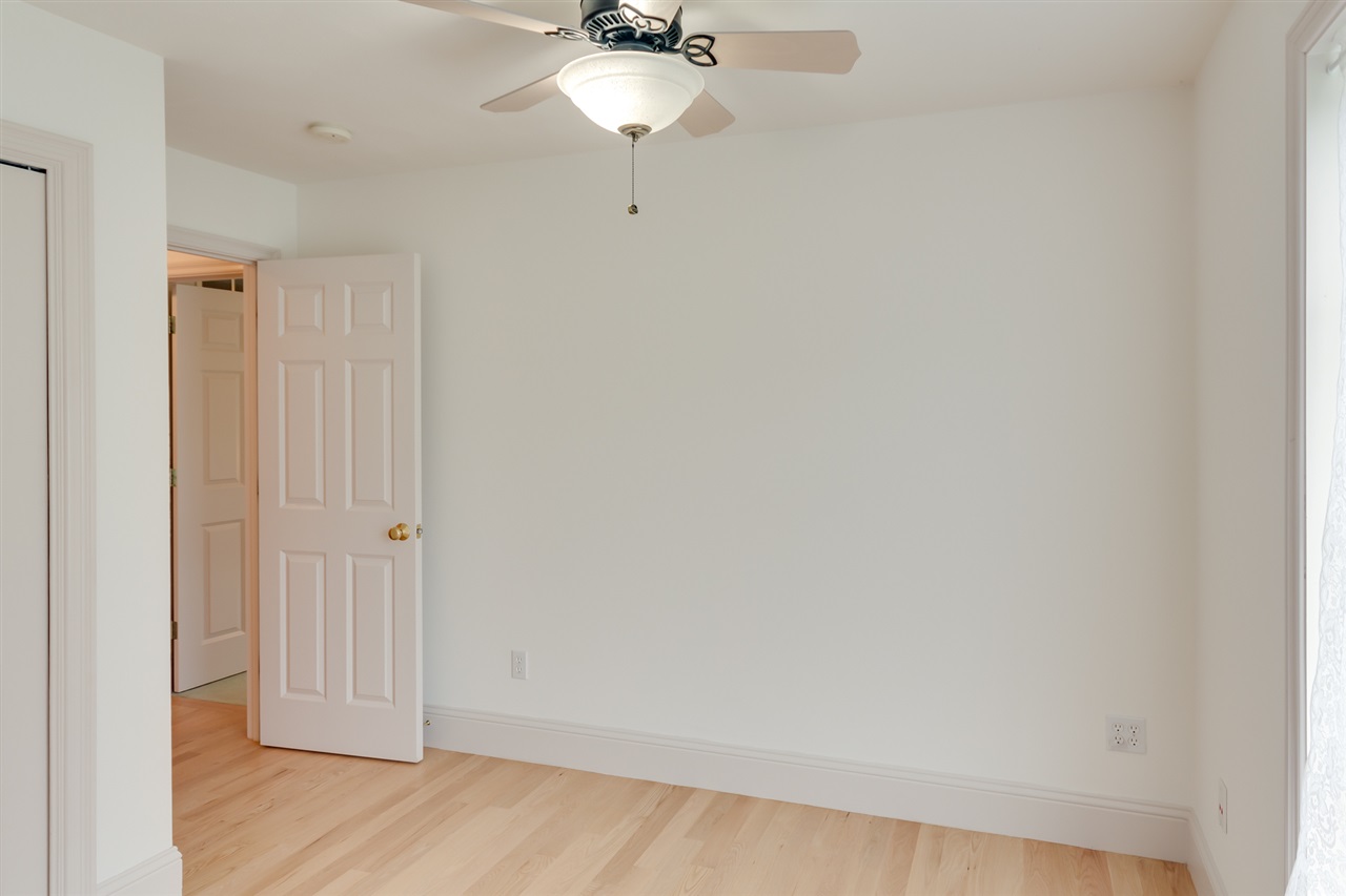 16 Partridge Road Windham, NH 03087 - Photo 23 of 40