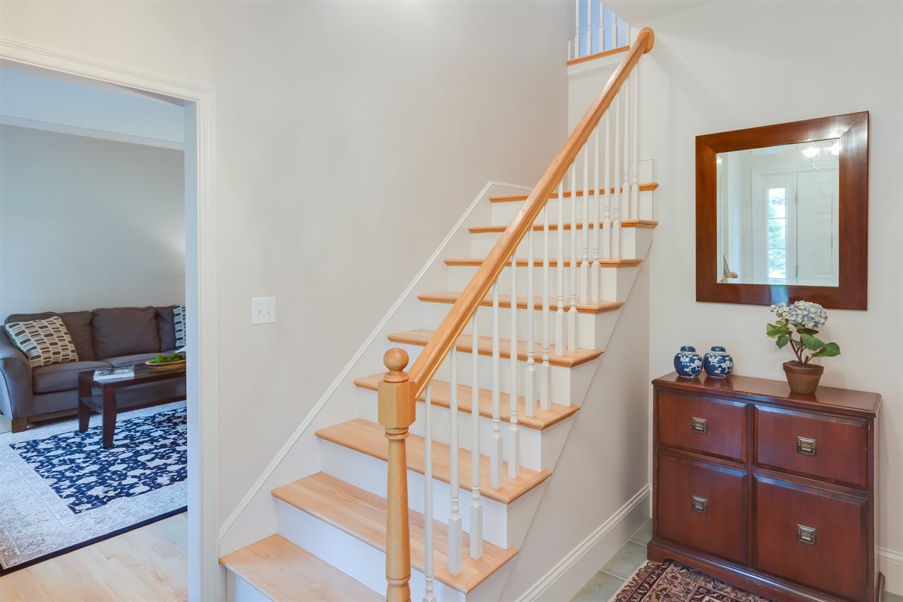 16 Partridge Road Windham, NH 03087 - Photo 6 of 40