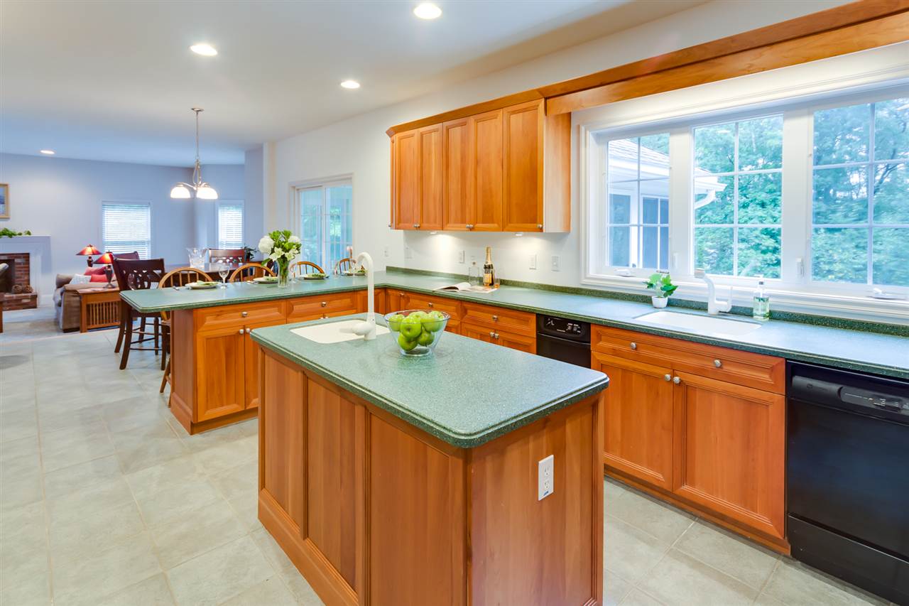16 Partridge Road Windham, NH 03087 - Photo 9 of 40