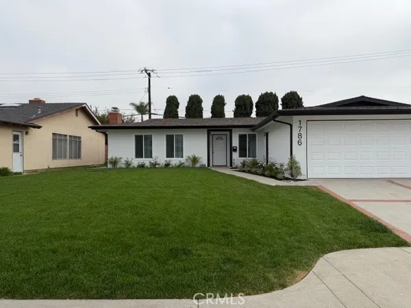 $4,995 | 1786 Iowa Street, Costa Mesa, CA 92626