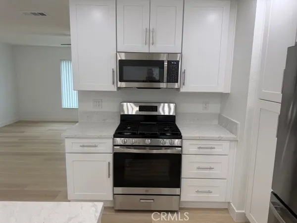 $4,995 | 1786 Iowa Street, Costa Mesa, CA 92626