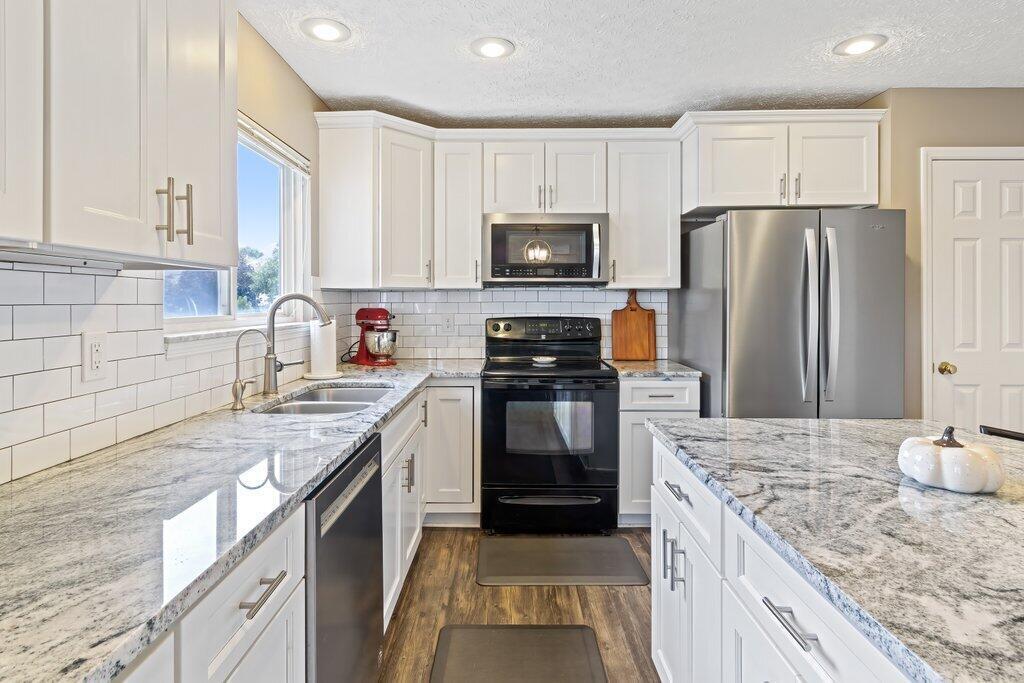 309 Shawnee Loop South Pataskala, OH 43062 - Photo 15 of 34 309 Shawnee Loop South-13.jpg-SMALL