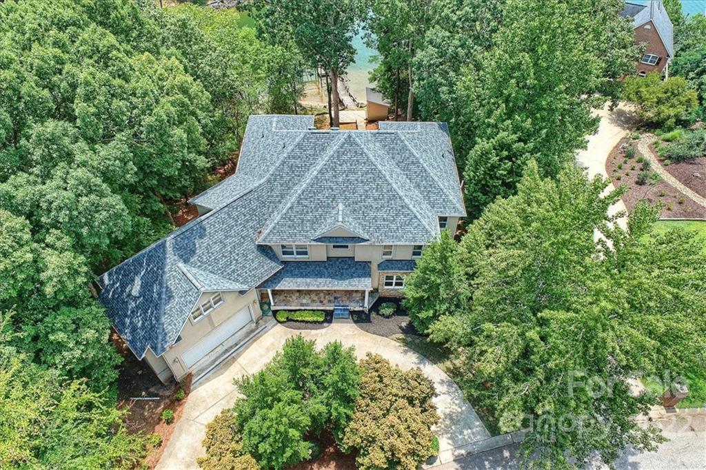 7121 Topsail Circle Tega Cay, SC 29708 - Photo 3 of 48
