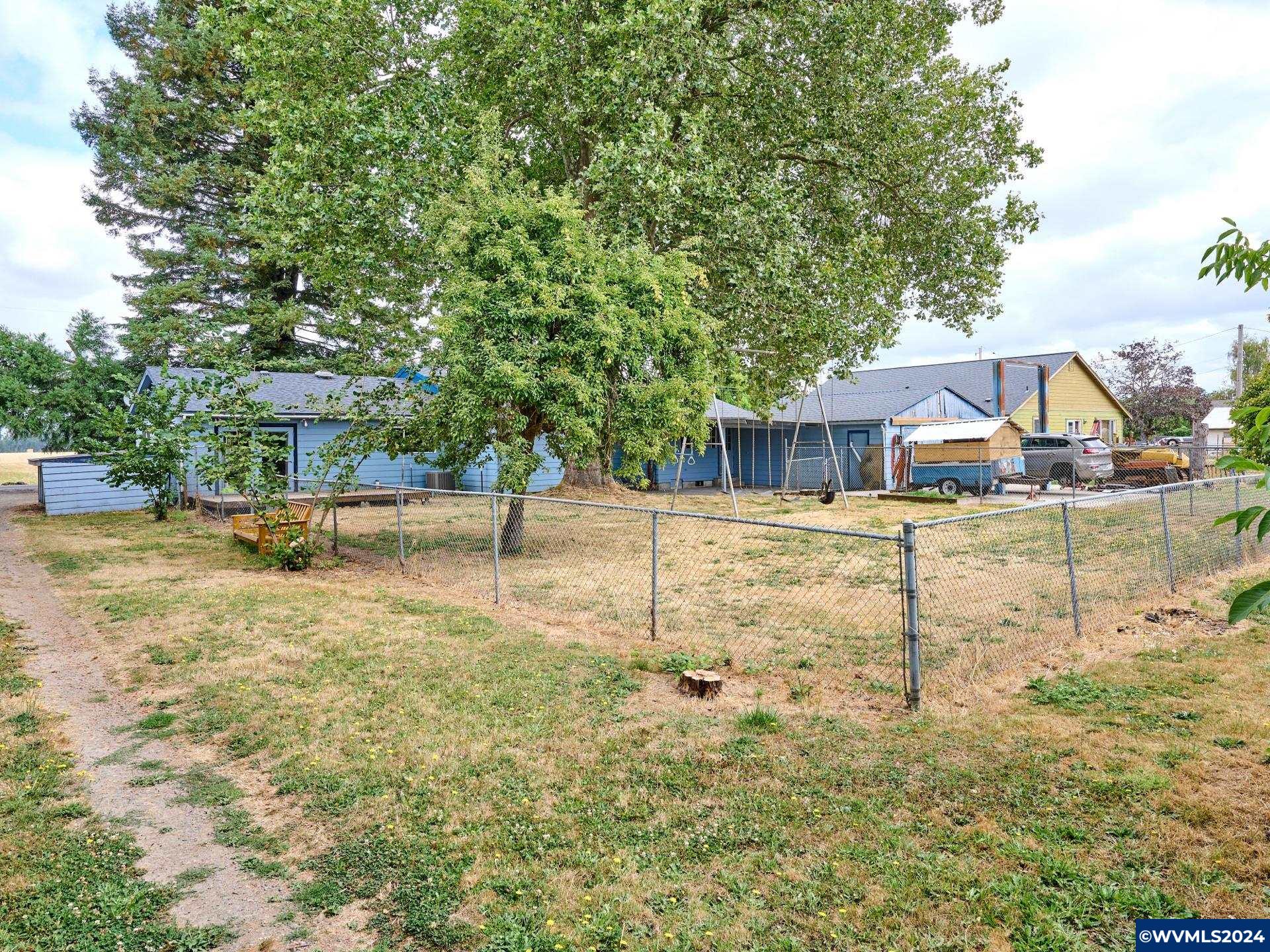 13422 Hobart Road Northeast Silverton, OR 97381 - Photo 8 of 47 Gallery Image 8