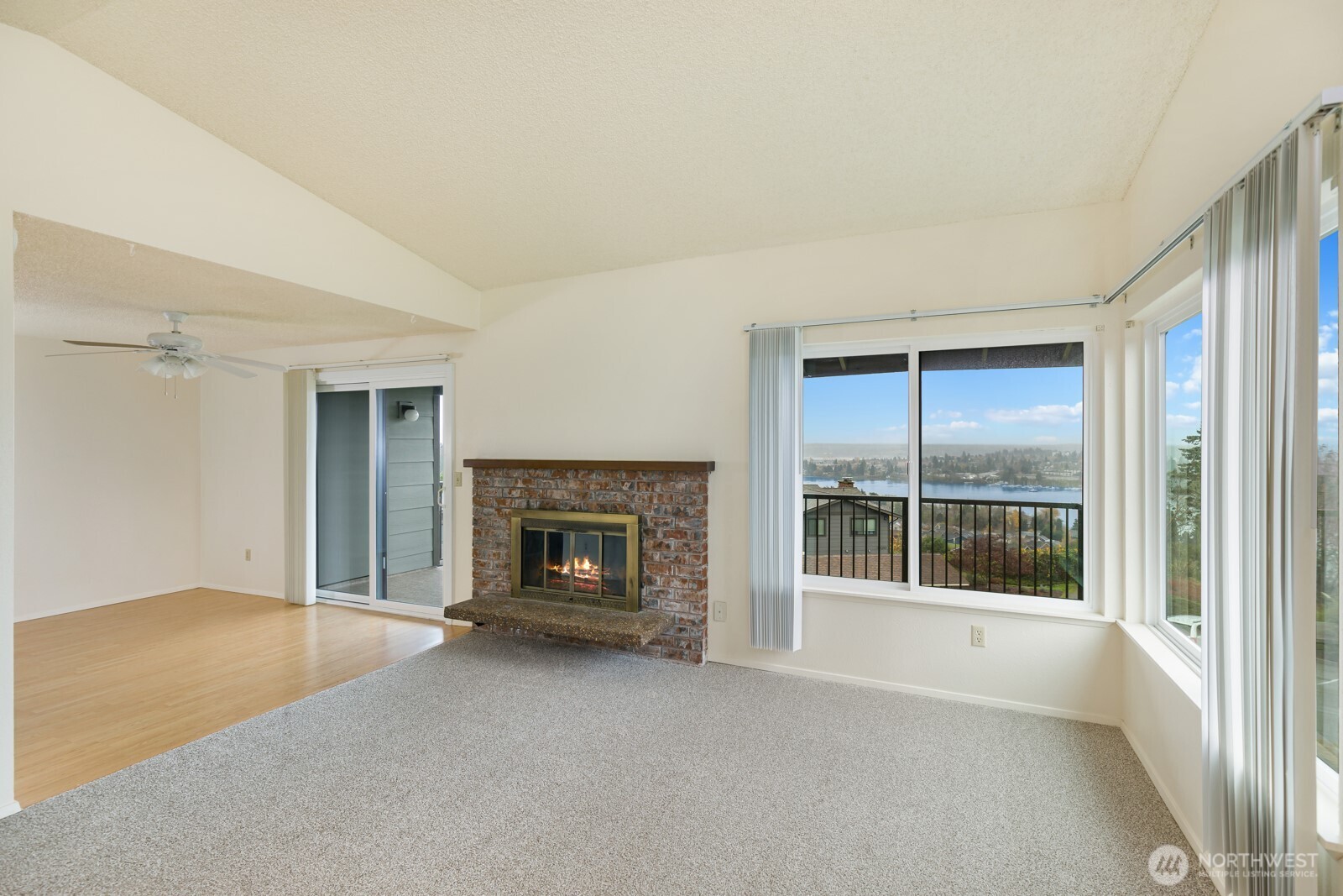 3370 Narrows View Lane Northeast, Unit 202 Bremerton, WA 98310 - Photo 3 of 19