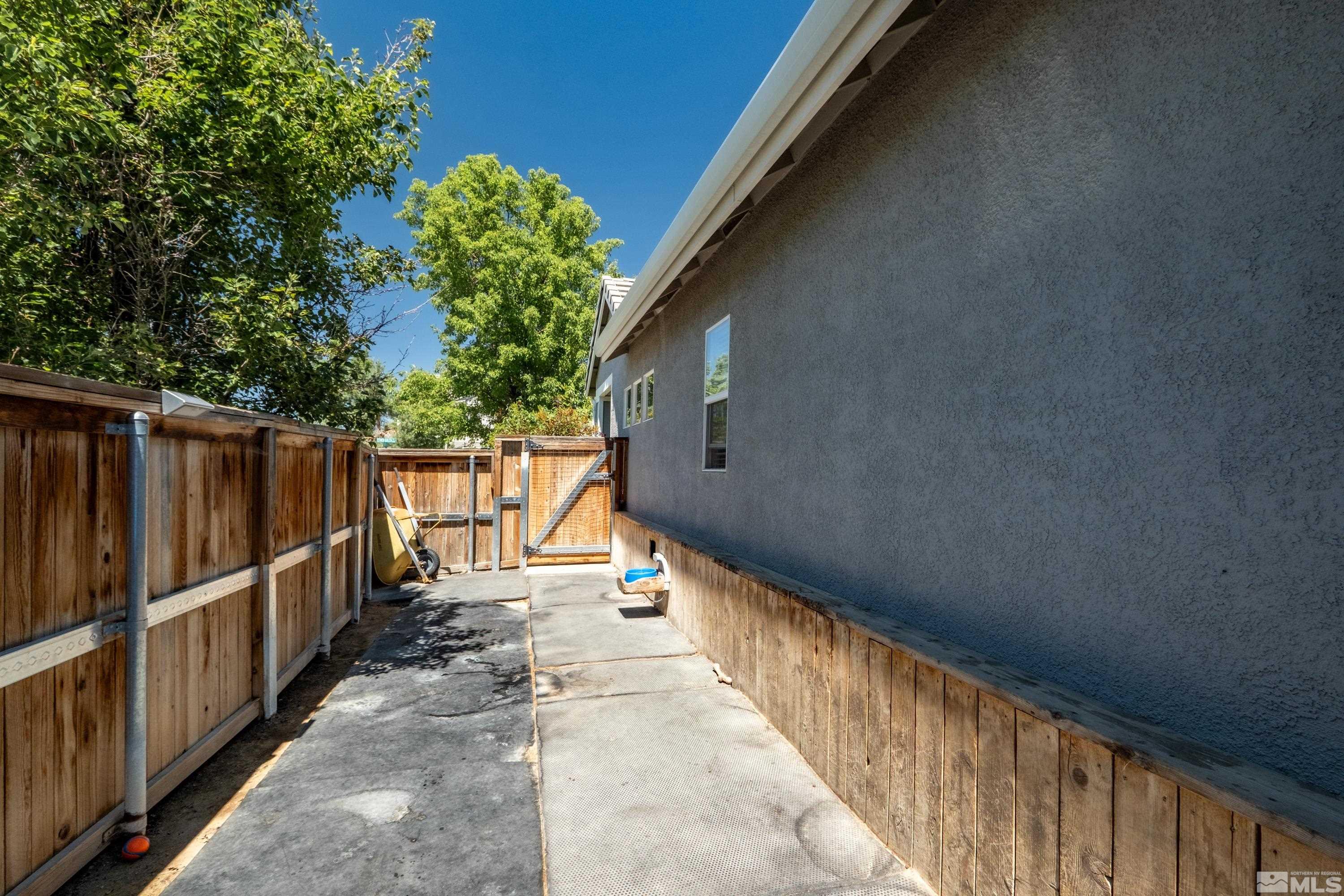 1600 Red Gulch Court Reno, NV 89521 - Photo 33 of 39 a view of balcony