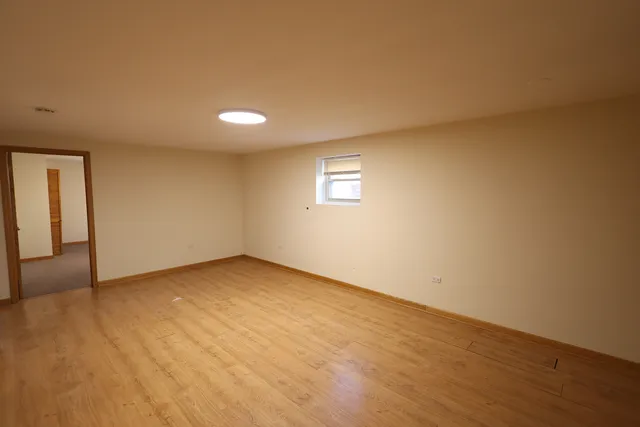 $1,550 | 9823 Linn Avenue, Unit 1, Schiller Park, IL 60176