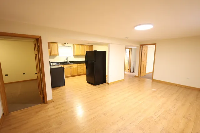 $1,550 | 9823 Linn Avenue, Unit 1, Schiller Park, IL 60176