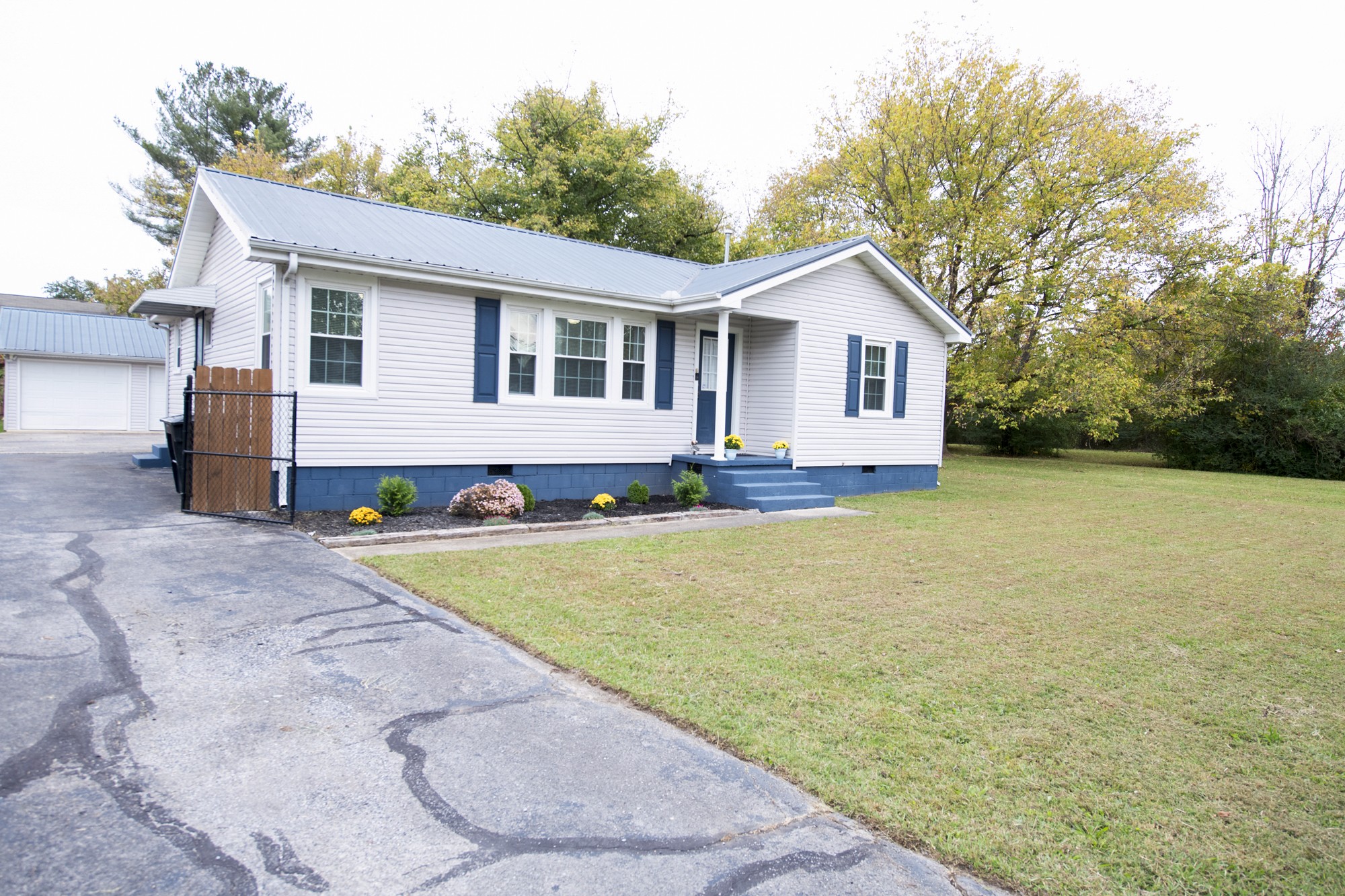 115 Broadrick Street Tullahoma, TN 37388 - Photo 4 of 31
