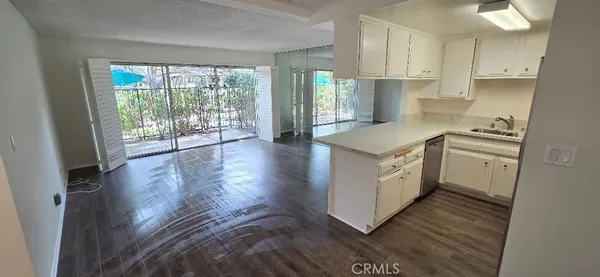 $1,995 | 3050 South Bristol Street, Unit 9D, Santa Ana, CA 92704