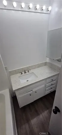 $1,995 | 3050 South Bristol Street, Unit 9D, Santa Ana, CA 92704