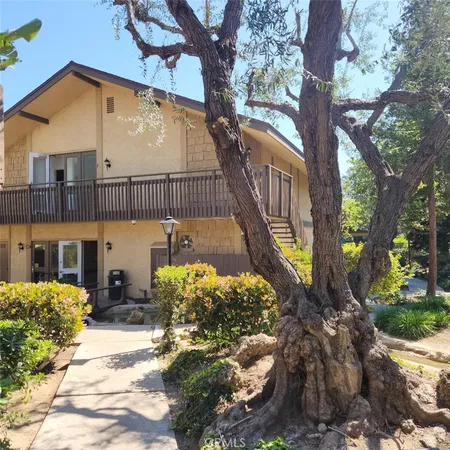$1,995 | 3050 South Bristol Street, Unit 9D, Santa Ana, CA 92704