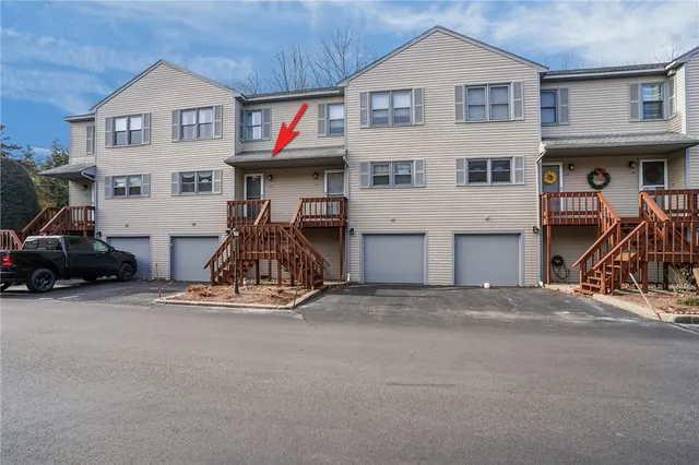 $289,000 | 1603 Plainfield Pike, Unit A2, Johnston, RI 02919
