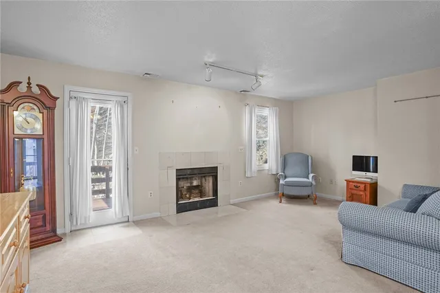 $289,000 | 1603 Plainfield Pike, Unit A2, Johnston, RI 02919