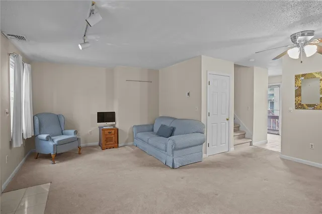 $289,000 | 1603 Plainfield Pike, Unit A2, Johnston, RI 02919