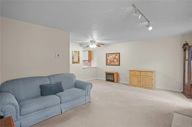 $289,000 | 1603 Plainfield Pike, Unit A2, Johnston, RI 02919