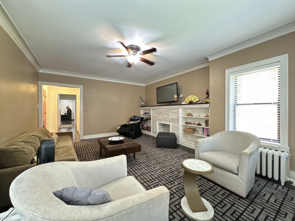 6424 North Magnolia Avenue, Unit 1 Chicago, IL 60626 - Photo 12 of 19