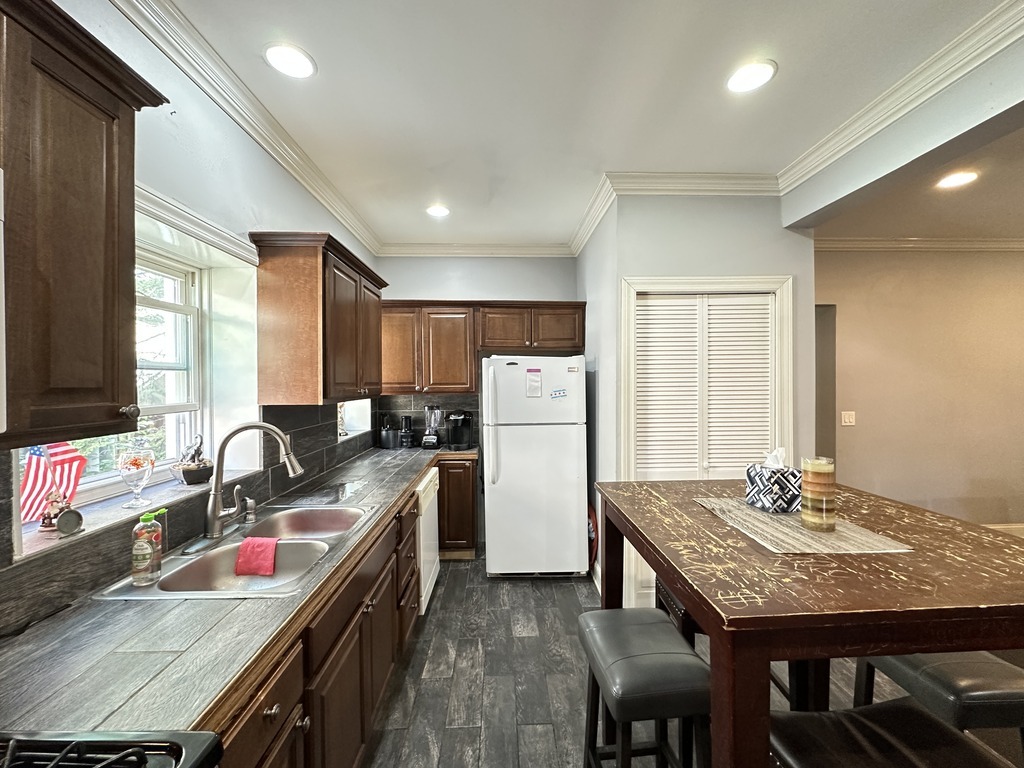 6424 North Magnolia Avenue, Unit 1 Chicago, IL 60626 - Photo 4 of 19